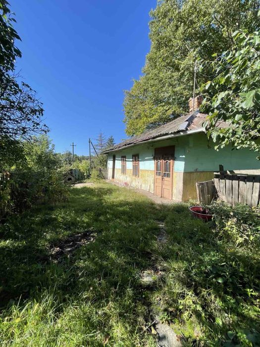 Житловий будинок під реконструкцію