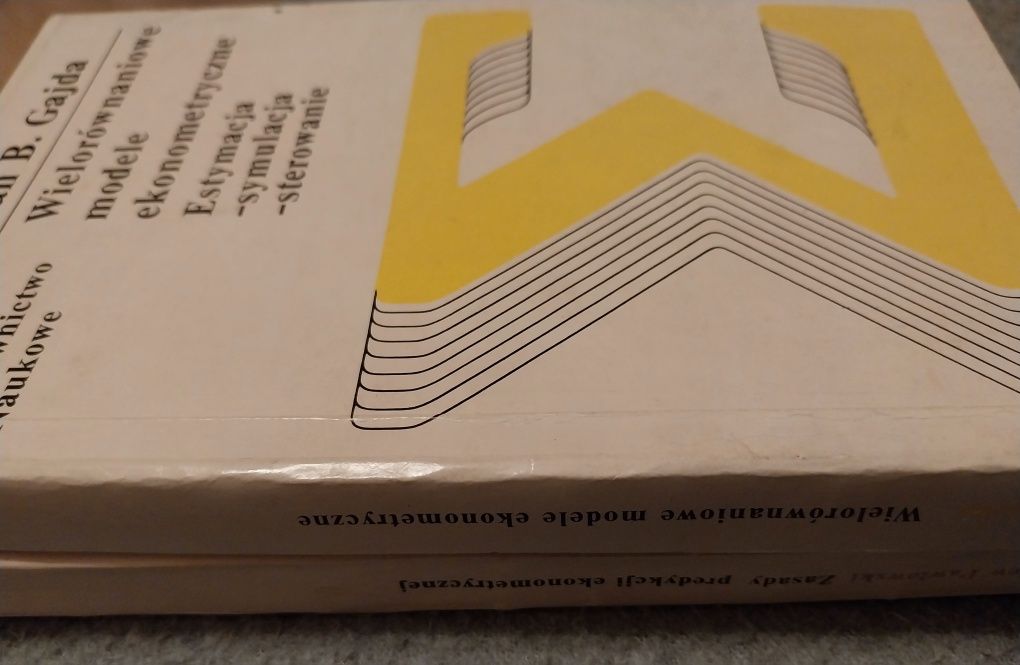 Wielorównaniowe modele ekonometryczne / Zasady predykcji ekonometr