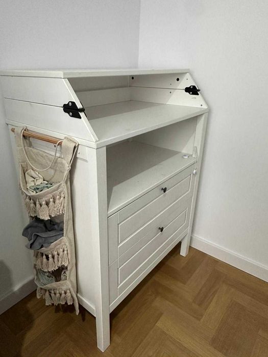 Biała komoda z przewijakiem SUNDVIK, Ikea