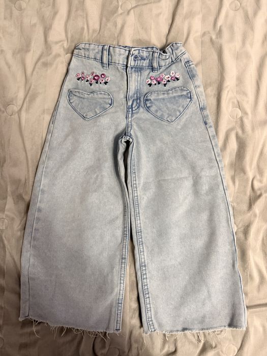 Речі для дівчинки