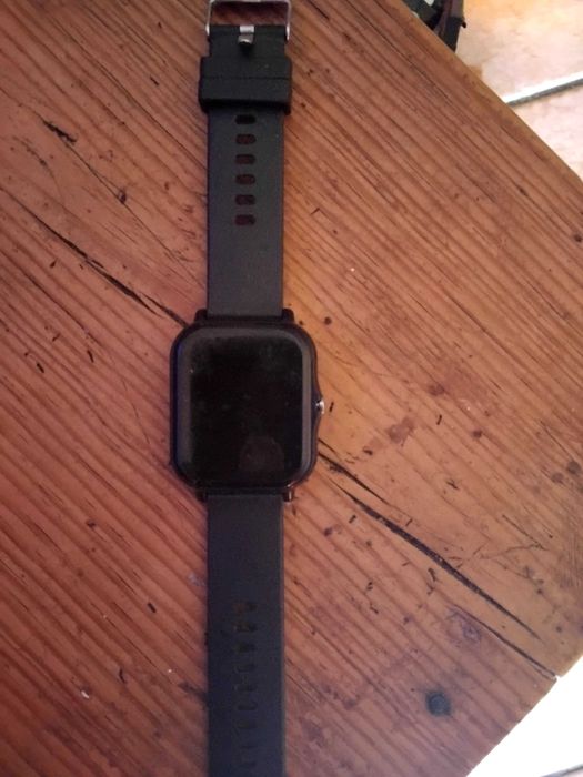 Relogio digital com carregador