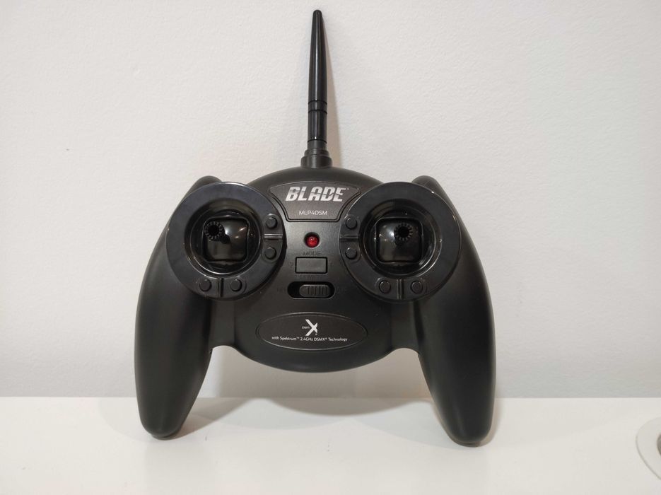 Heli blade mcx2 com telecomando, carregador e baterias