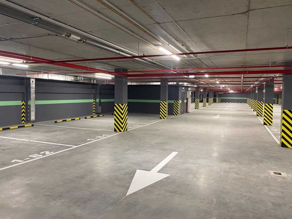 Косметологічна клініка з меблями на Печерську в ЖК KADORR