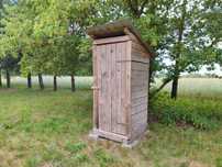 Wc drewniane na budowę