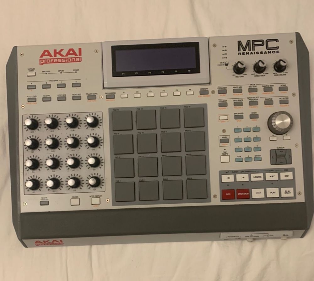 Akai mpc renaissance rennaissance em perfeito estado