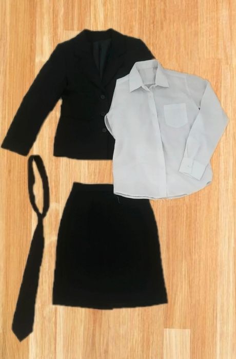 Traje académico mulher (Lisboa)