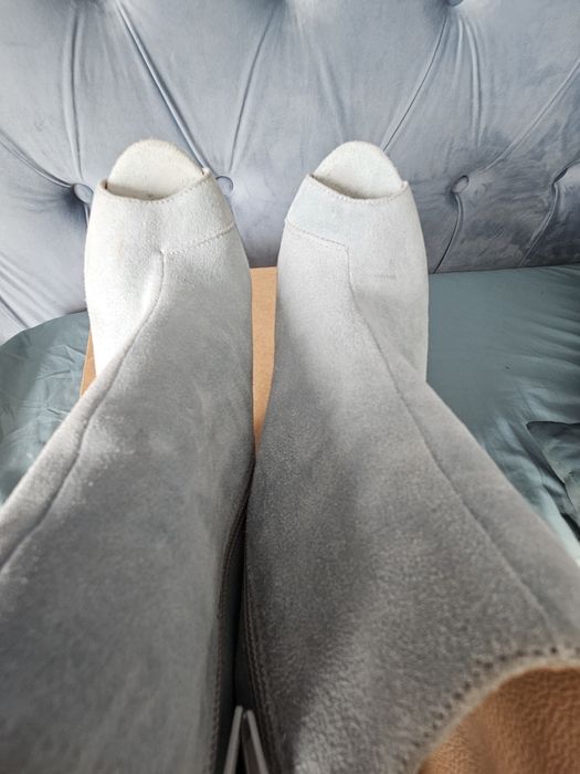 Zamszowe botki bez palców Kati r.40