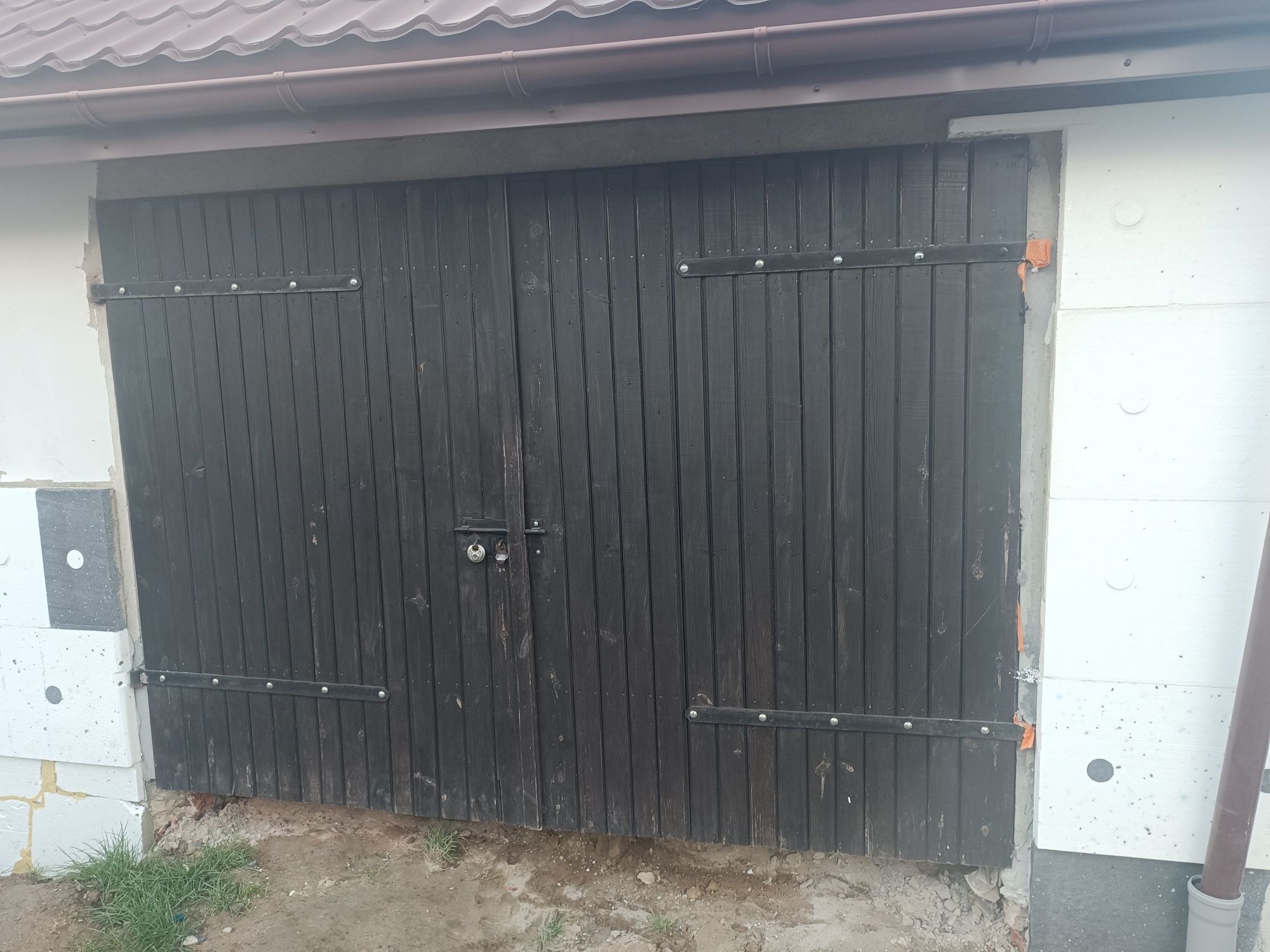 Brama garażowa drewniana