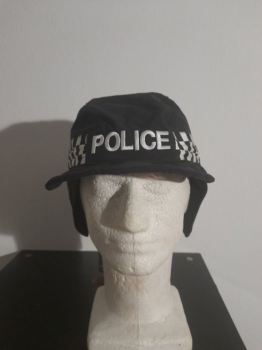 Czapka policyjna brytyjska