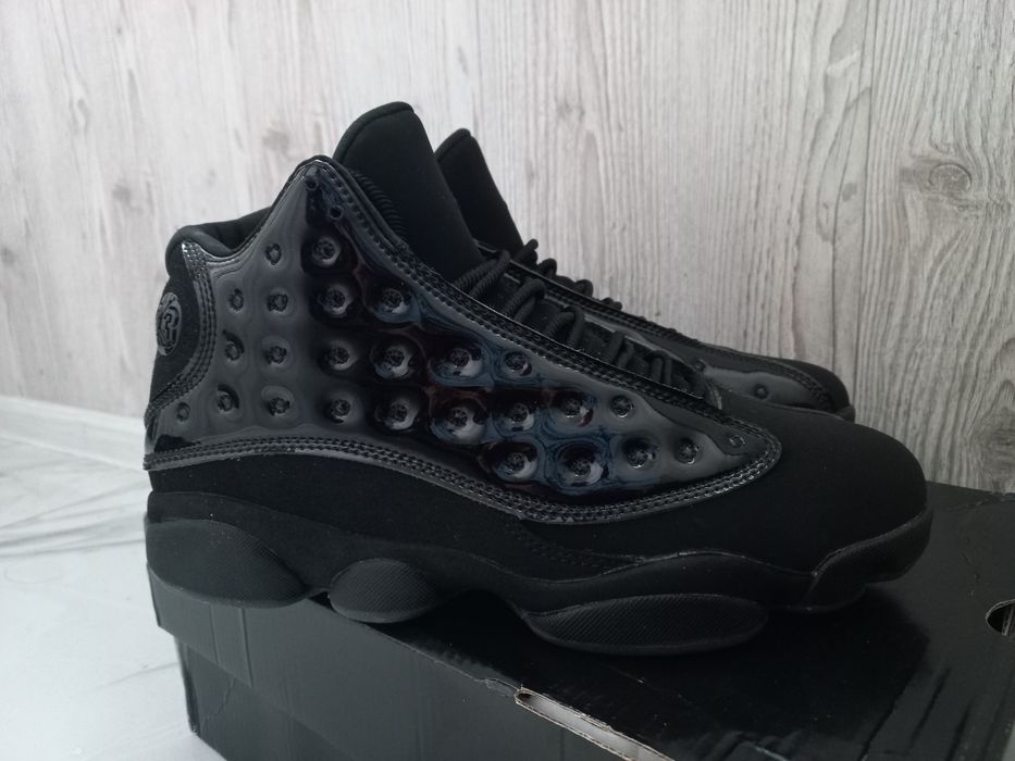 Jordan retro 13. Nike.