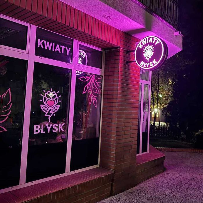 Reklama zewnętrzna • Kasetony • Litery 3D • Neony • Meble z logo