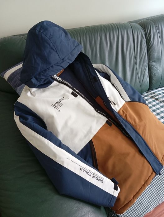 Куртка тепла відмінний стан,,водонепроникна,, Польща