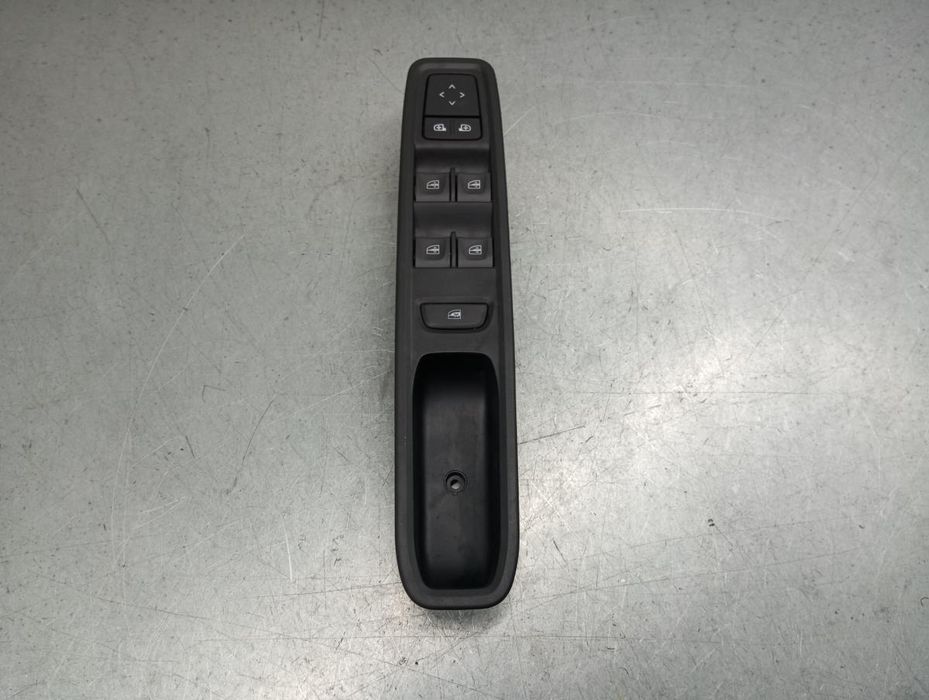 Comando / botão / interruptor vidros frente esquerdo DACIA Sandero III