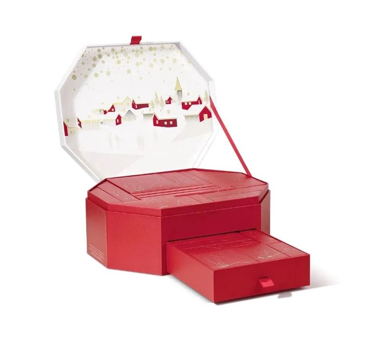 Адвент календар 2026 Kiko Milano Advent Calendar Набір косметики