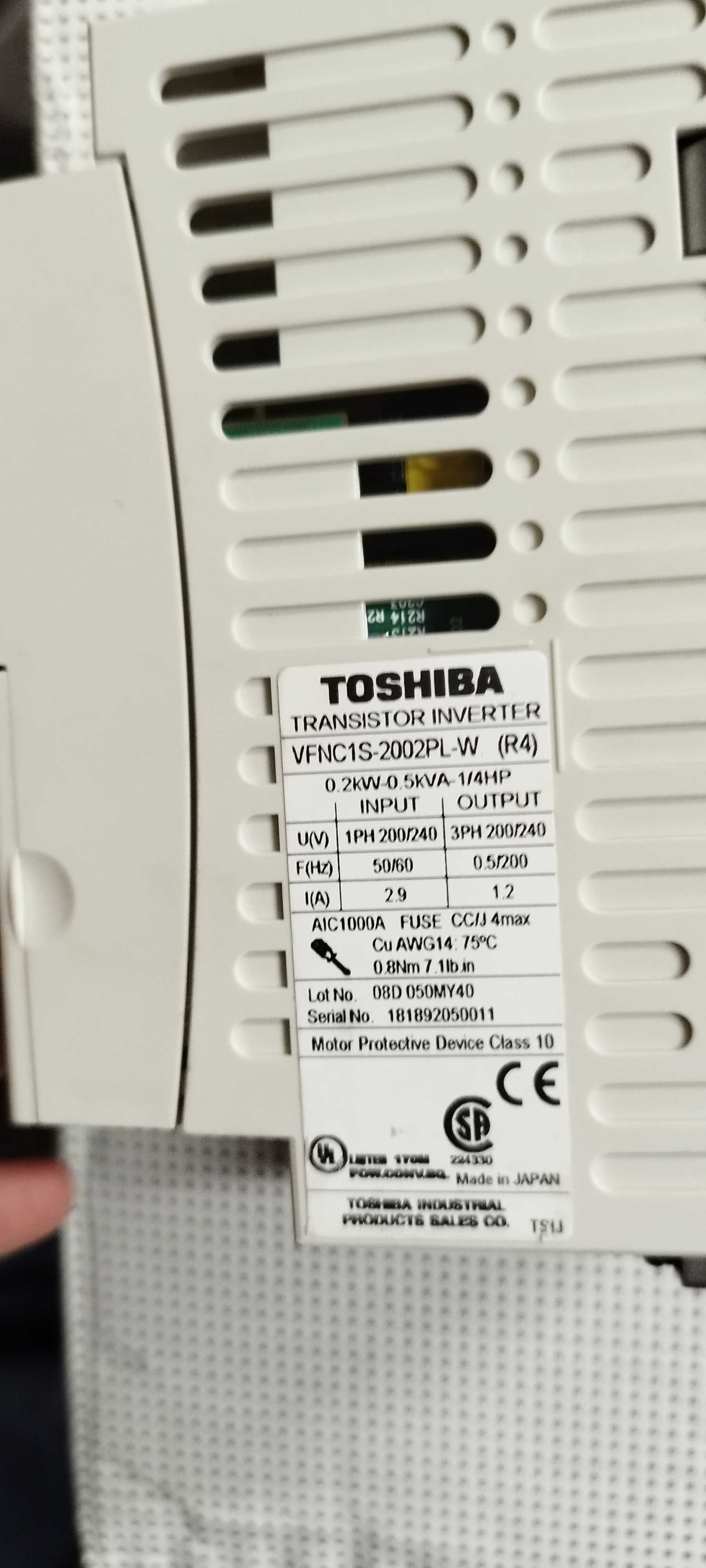 Variador / Inversor Toshiba 0.2KW Monofásico - Trifásico