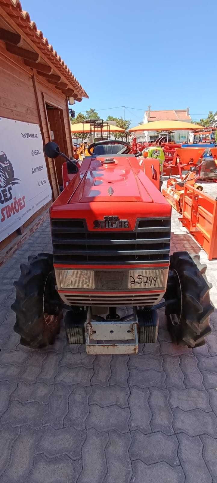 Shibaura D208 4x4
