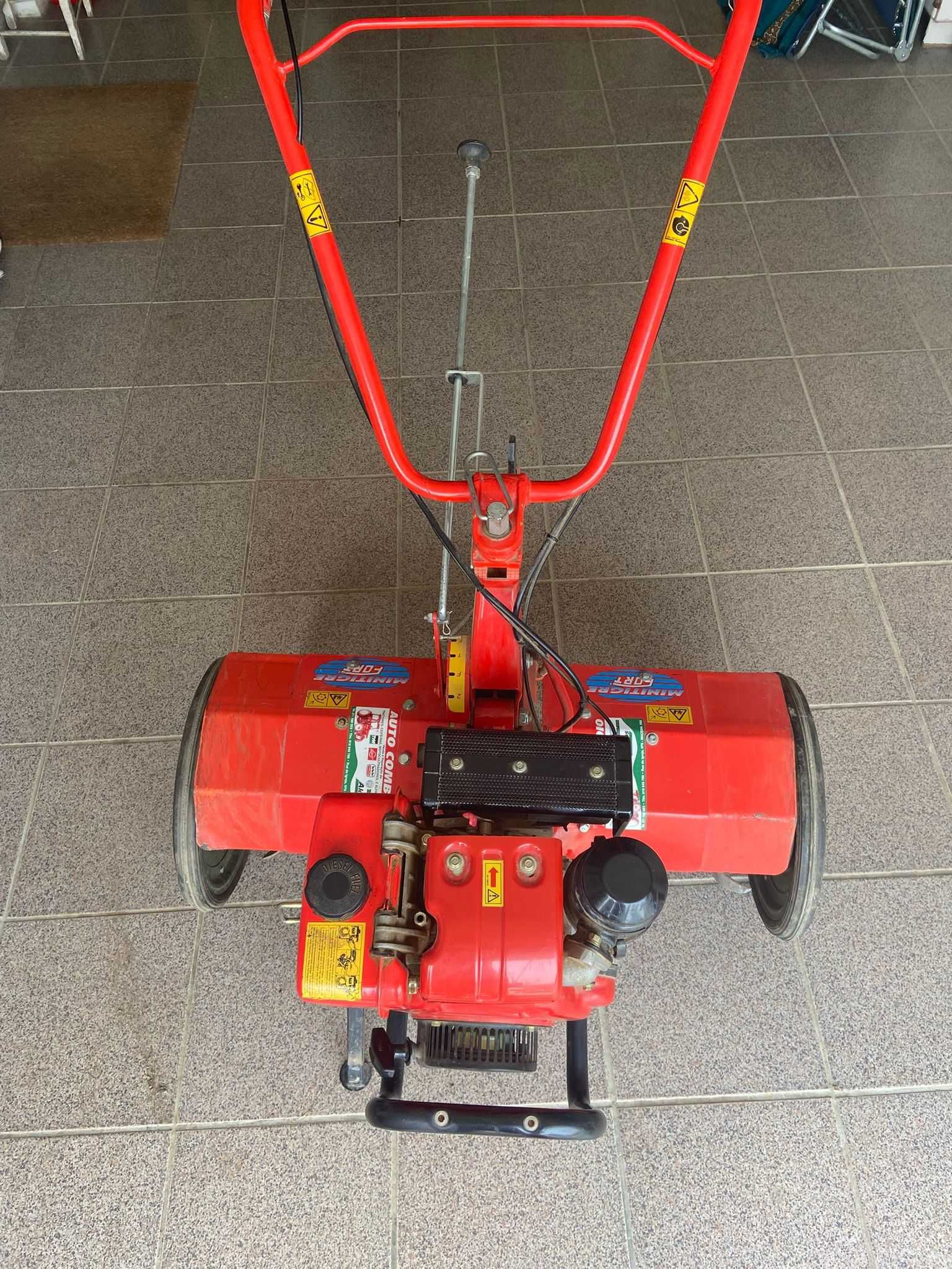 Moto enxada F 50D a diesel
