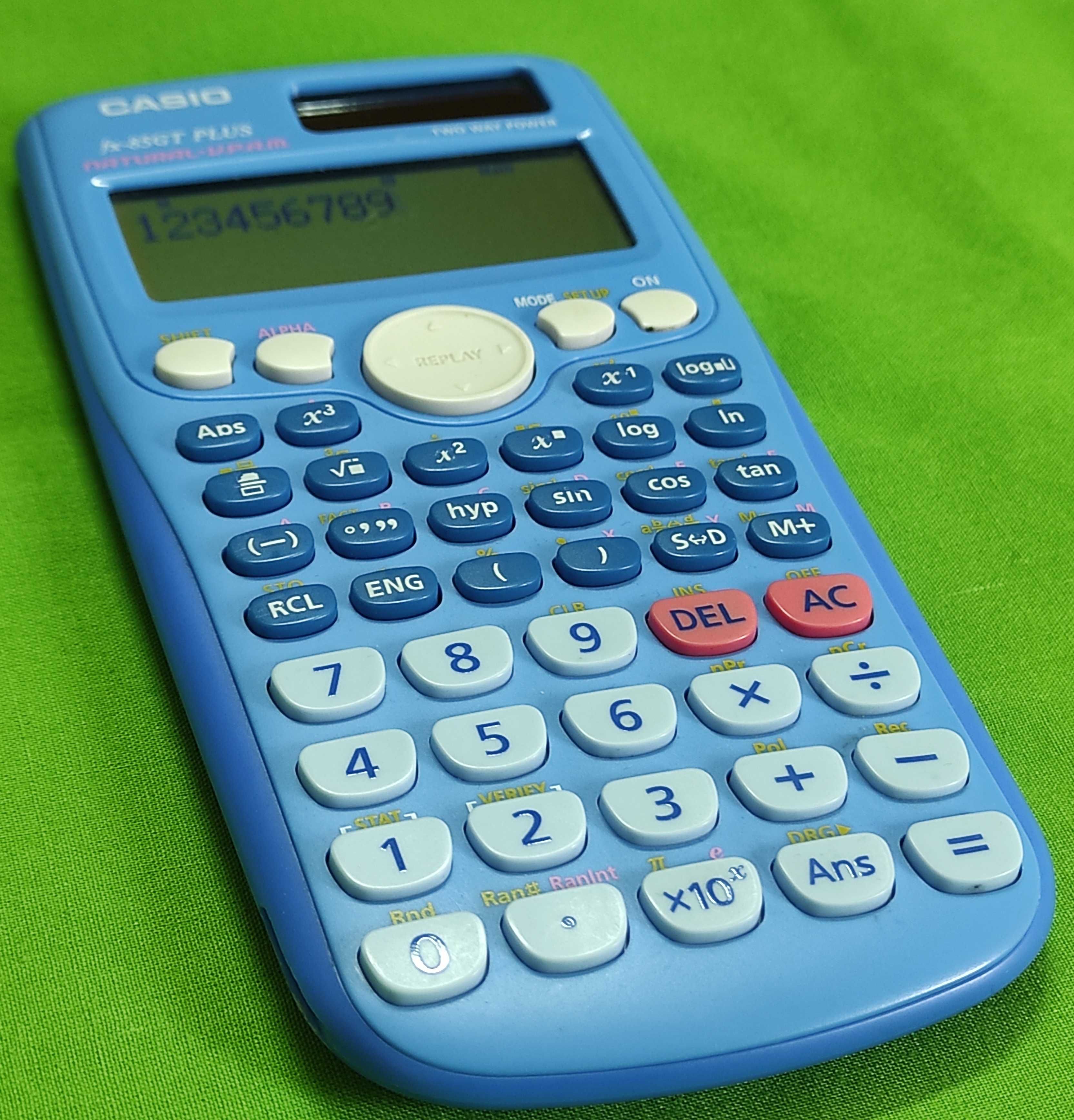 Професиональный инженерный калькулятор - Casio FX-85GT PLUS