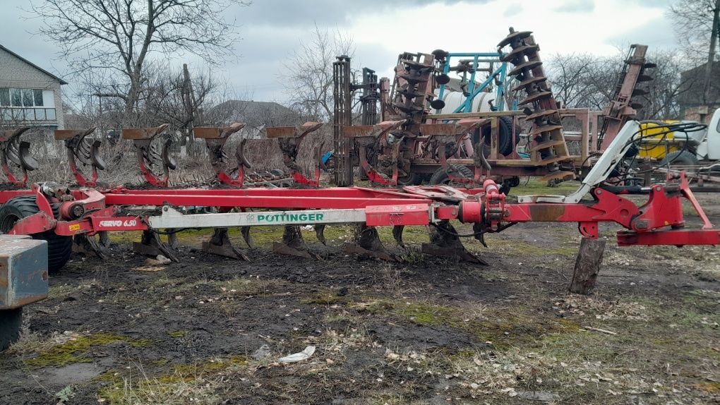 Продається плуг Pottinger 8 корпусний.