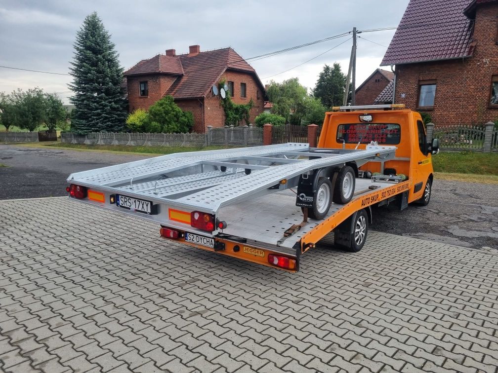 Przyczepa laweta 4.5 długość 2140 ładowność.
