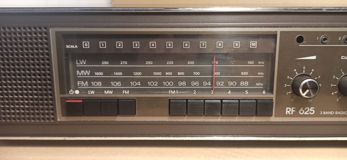 Radio Grundig RF 625