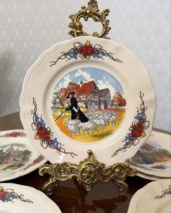 Антикварные тарелки  Sarreguemines Франция
