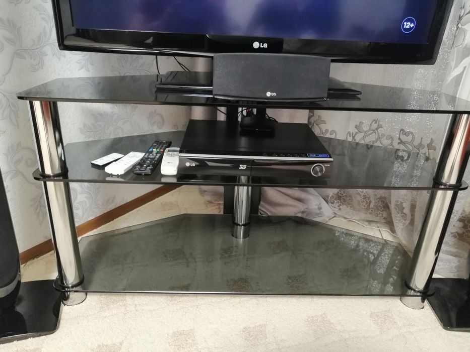 Тумба для ТВ скляна