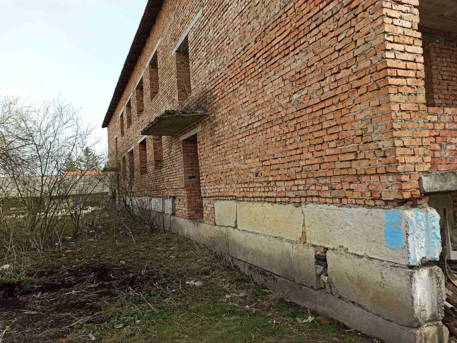 ПРОДАЖ - Незавершене будівництво житлового будинку. м. Оженин.