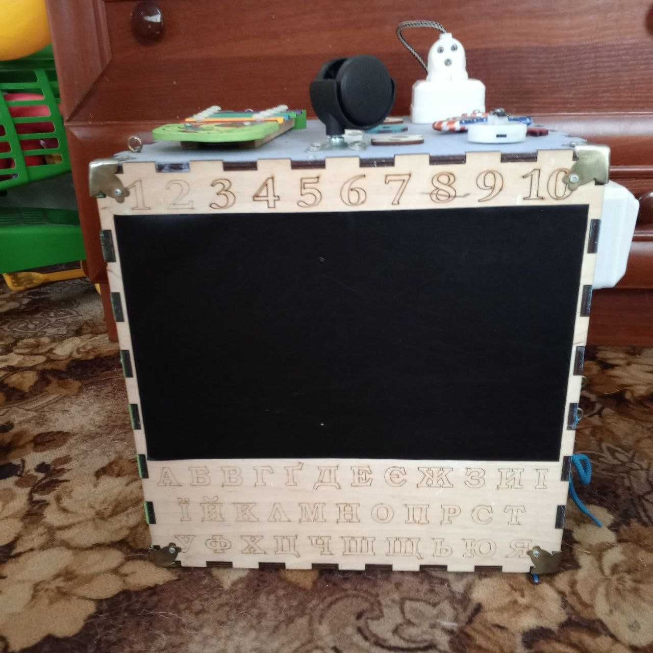 Бизикуб 30*30*30  Дитячий куб.