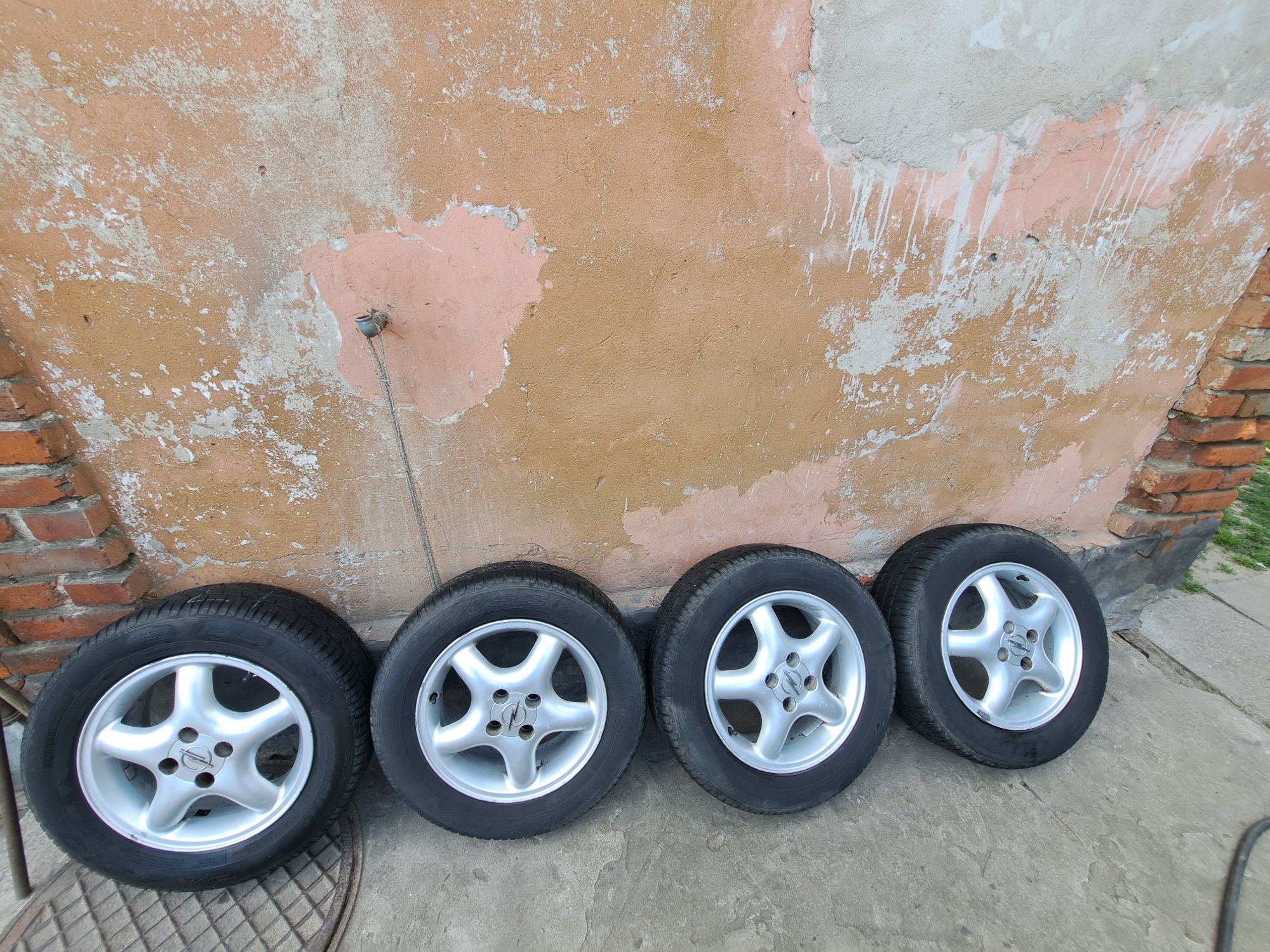 Alufelgi 4x100 r 15