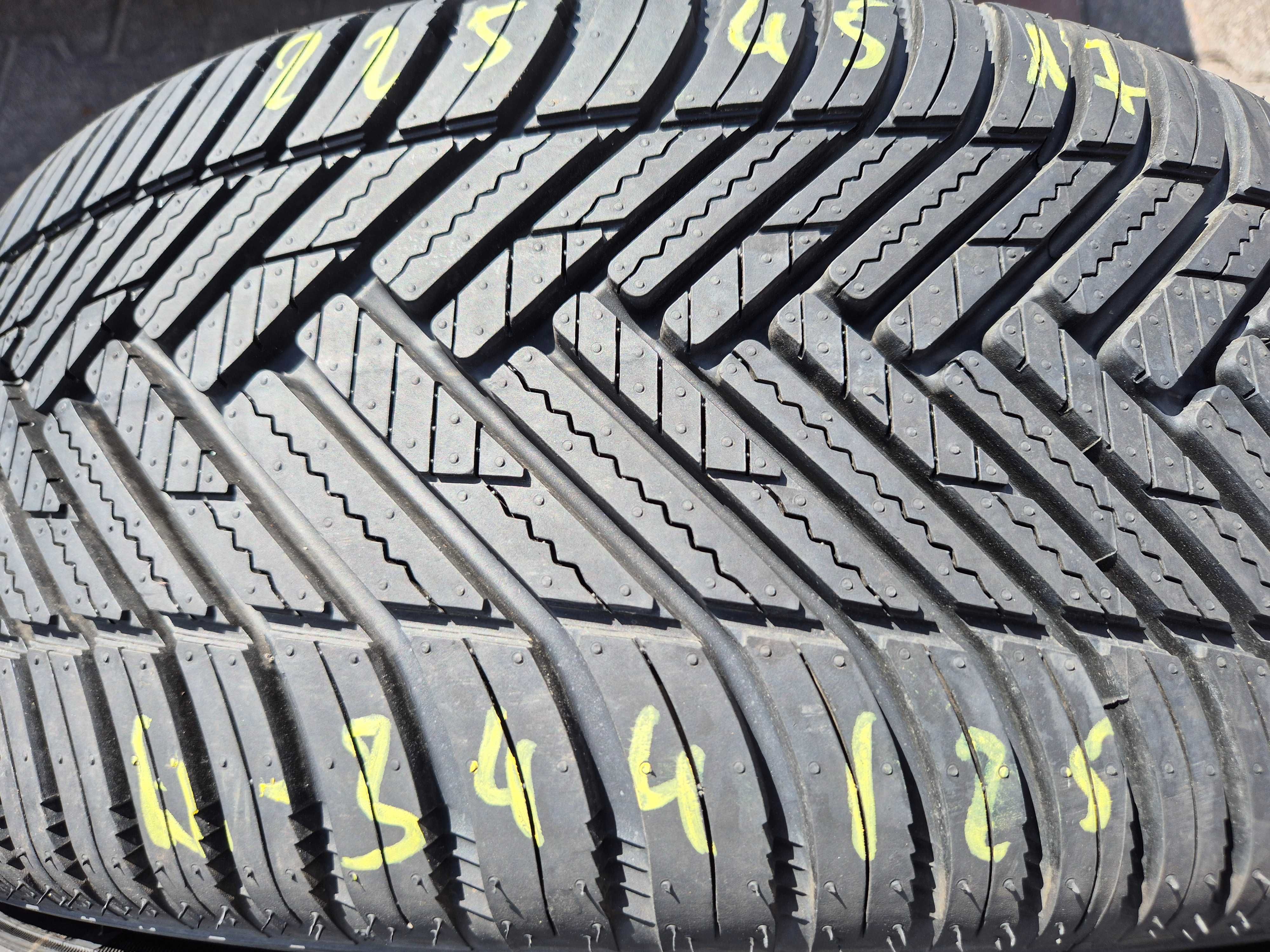 225/45r17 (W344/25)08 4szt 7/7,5mm 19r Kinergy 4S 2 HANKOOK CAŁOROCZNE
