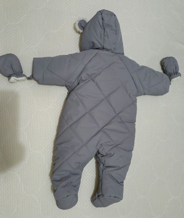Новий зимовий дитячий комбінезон 68 розмір. Зимовий чоловічок