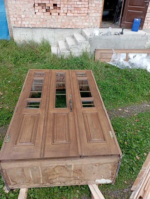 Двері дубові , вхід, фасадні, парадні