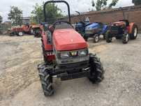 Trator mitsubitshi MT 241direçao hidraulica