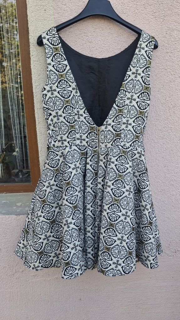 Sukienka rozmiar XS