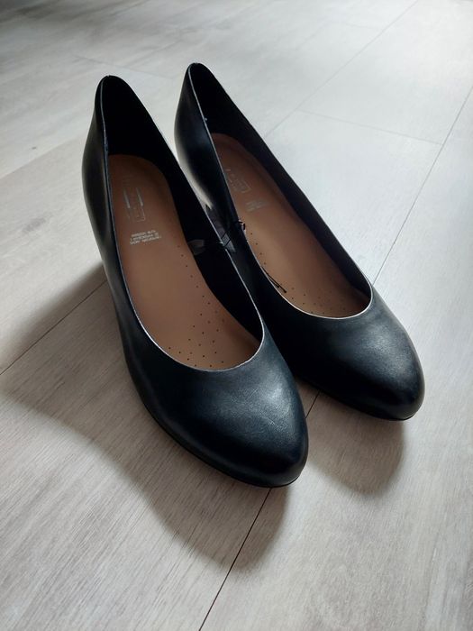 Buty damskie czarne 42