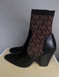 Buty Michael Kors logowane kozaki 9M / 40