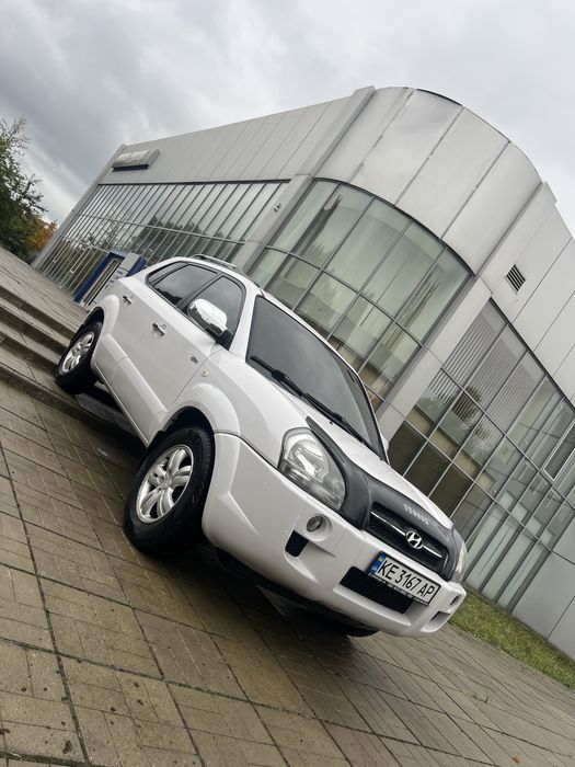 Hyundai Tucson пробег 135т. Км идеал