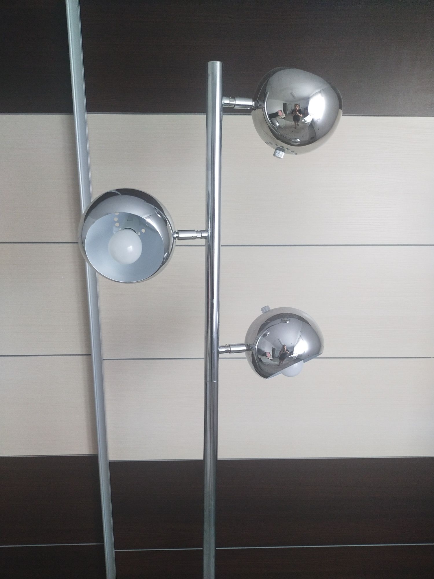 Lampa podłogowa sprzedam