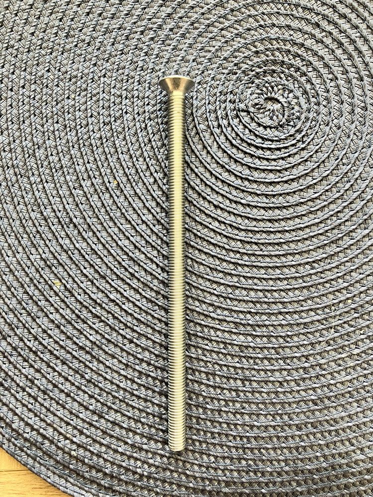 Śruby nierdzewne A2-70 M8 x 160 mm – łeb stożkowy, nowe, 200 sztuk