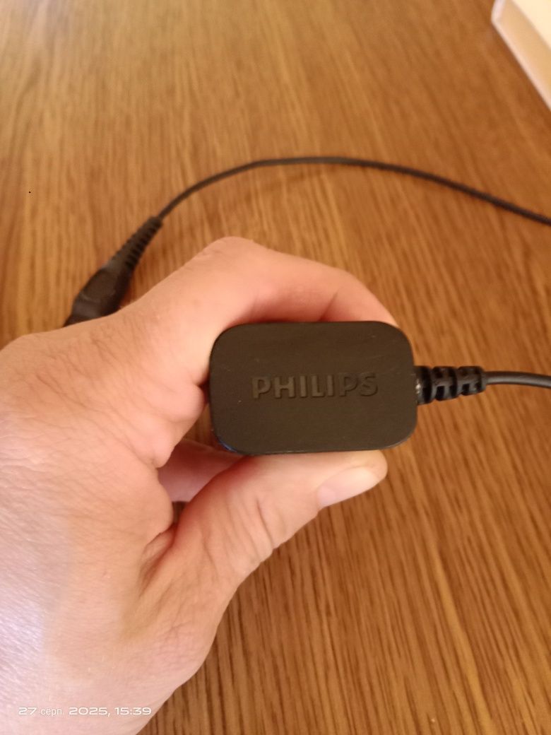 Бритва Philips 7000 (S7960).