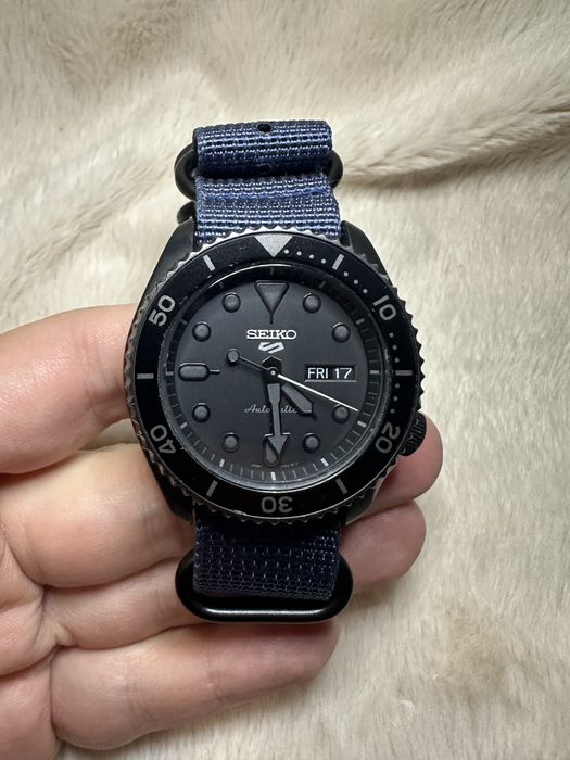 Годинник Seiko 5 Sports Black
