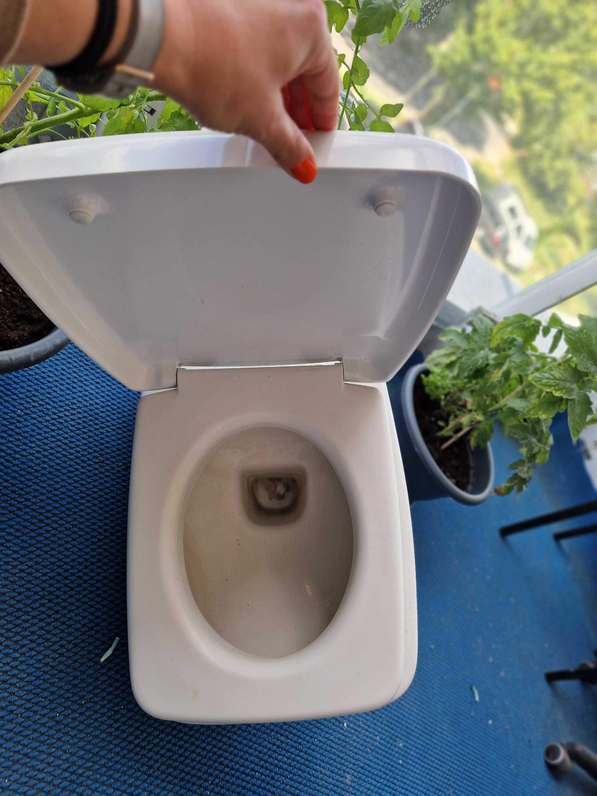 WC toaleta miska ustępowa
