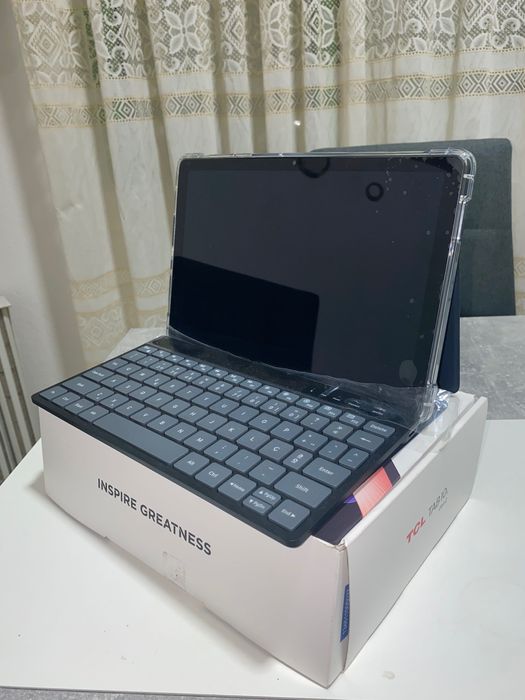 Tablet TCL TAB 10L Gen2 - 10.1” 32GB 3GB RAM (+ capa e teclado)