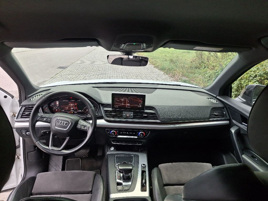 Audi Q5 S-line Quattro virtual Polska salon