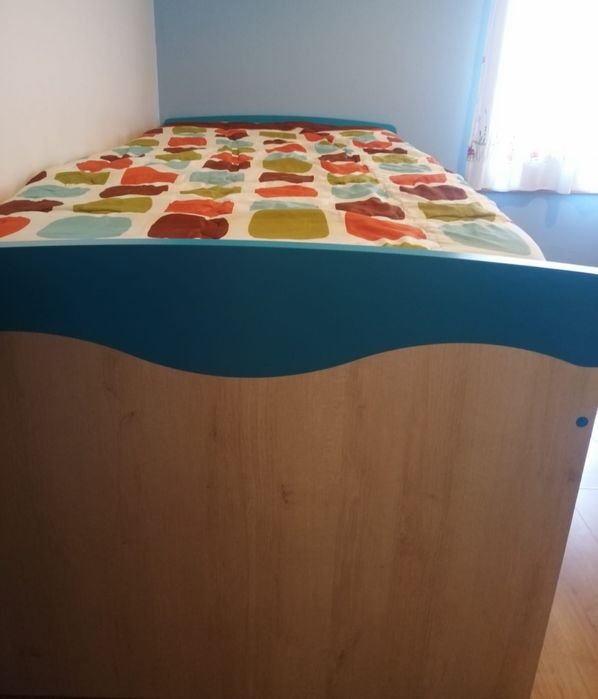 Cama dupla de solteiro