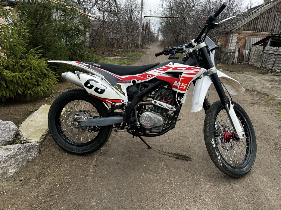 Эндуро мотоцыкл BSE m5