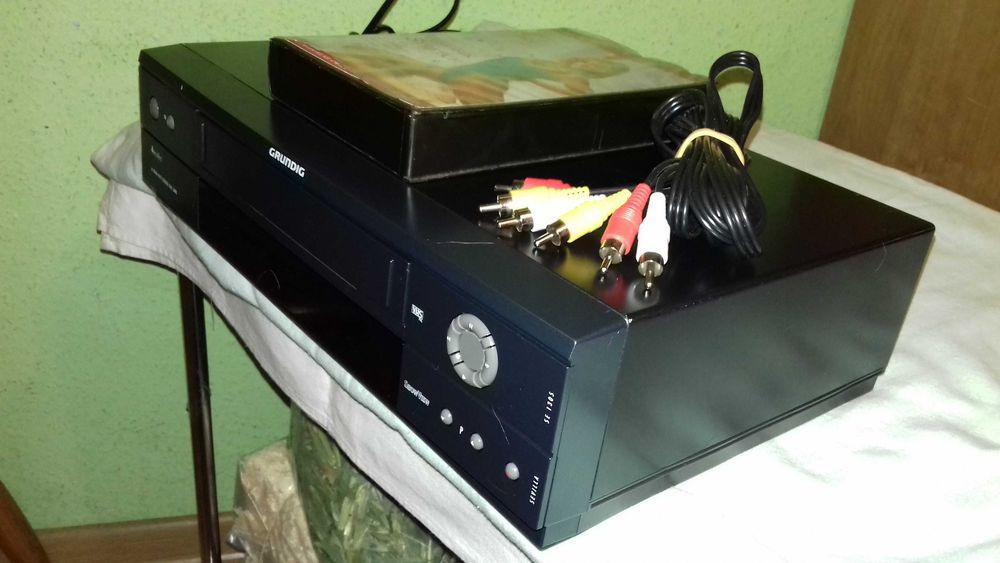 Magnetowid GRUNDIG SE 1305  HIFI/NIC