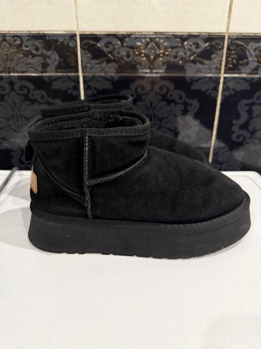 Угги чёрные замшевые 39р