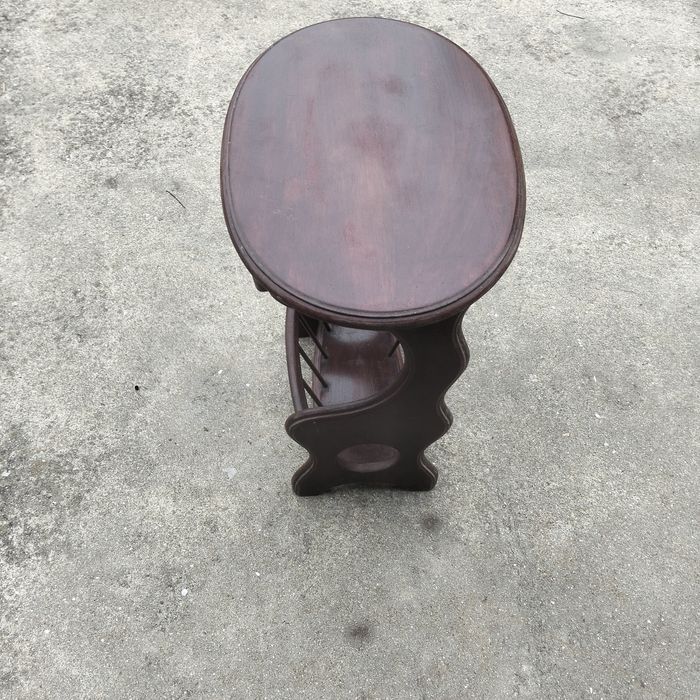 Mesinha de entrada antiga